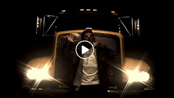 A still from 'S.Mouse - Squashed N**ga (Jayden Bloch Bootleg) ft. Chris Lilley'. The video has since been removed.