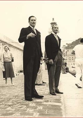 McEvoy, right, with Errol Flynn.