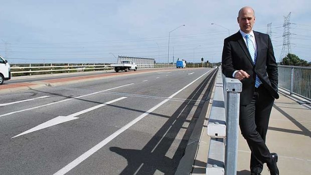 Mr Lance says WA Transport Minister Dean Nalder is "dragging his heels" on reform