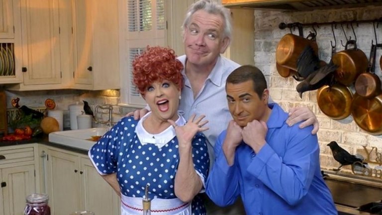 Aussie Tv Boss Gordon Elliott Swept Up In Paula Deen Race Row