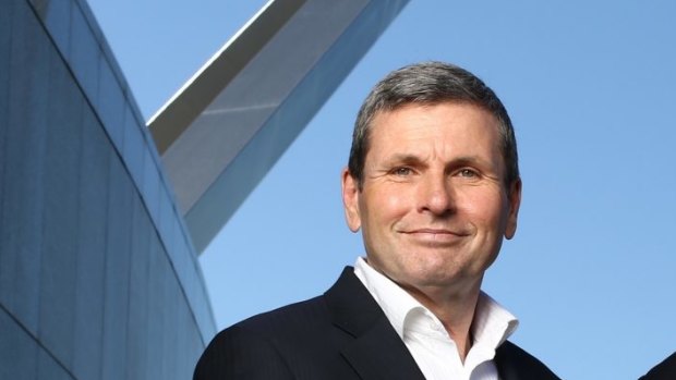 Canberra's own internet sensation Chris Uhlmann is joining Channel Nine.