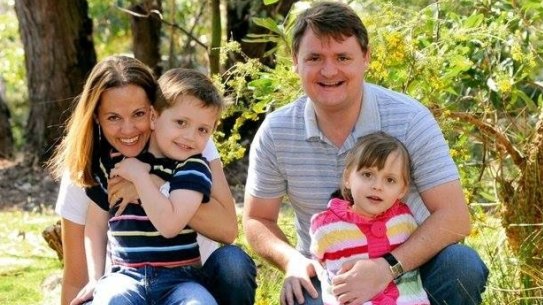 Maria Claudia Lutz and Fernando Manrique with their children,
Martin and Elisa.