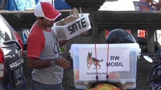 Dog meat is being sold at the beaches in Bali, the ABC's 7:30 program reports.