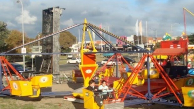 A photo of the Cha Cha ride from Wittingslow Amusements' website.