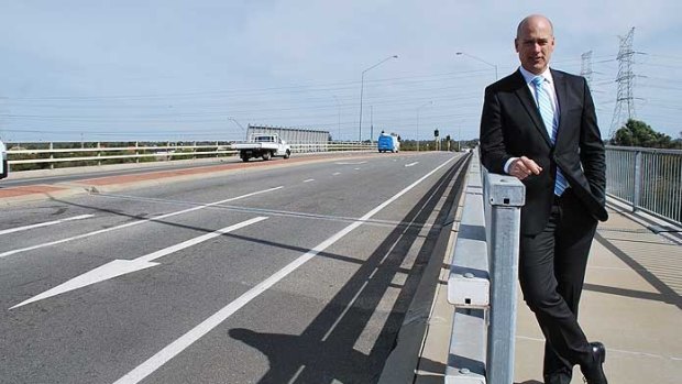 The no-love freeway: Dean Nalder says Labor is "dreaming" with its $2.5 billion costing for Metronet.