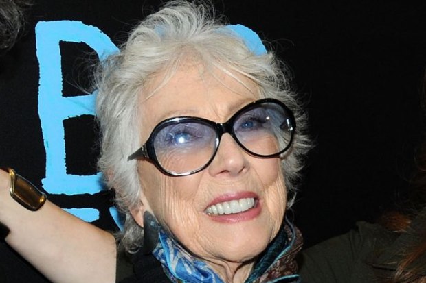 Artist Margaret Keane Reveals The Real Life Story Behind Tim Burton S Big Eyes