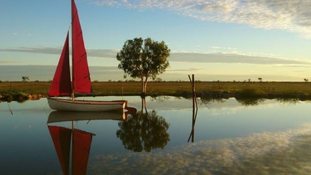 Yachting in the outback offers sensational 360 degree views.
