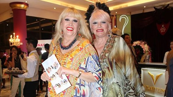 Golden Girls, Carlotta and Simone Troy. 