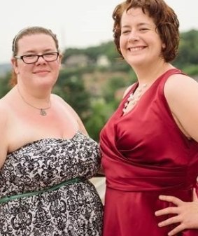 Eleni Pinnow, right, with her sister at a family wedding.
