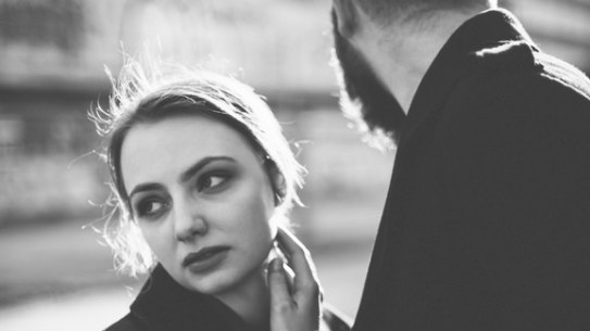 Women in heterosexual relationships are too often burdened with doing emotional heavy-lifting for needy men, writes Laura La Rosa. 