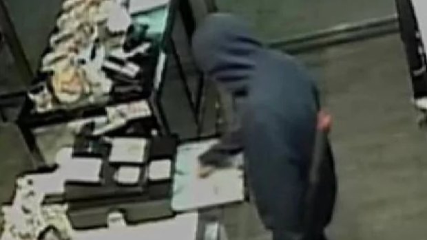 A burglar at Canberra cafe Niugini Arabica finds a post-it note, which reads "HAHA, NO MONEY" in the cash register.