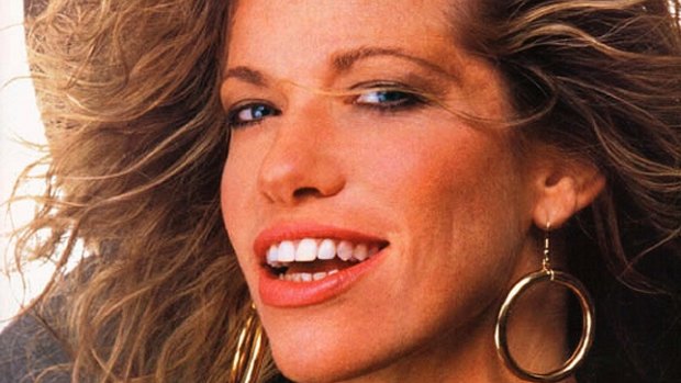 Carly Simon performs some of her best loved works on Great Songwriters.