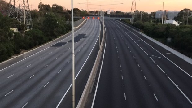 The Monash Freeway as we saw it yesterday, closed in both directions after a protester threatened self harm on a footbridge. Taken by reader Joshua Roose.  