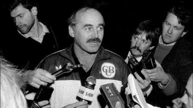 Rescue job: A fresh-faced Rohan Connolly (background right) is on the spot for Alex Jesaulenko's return in 1989.