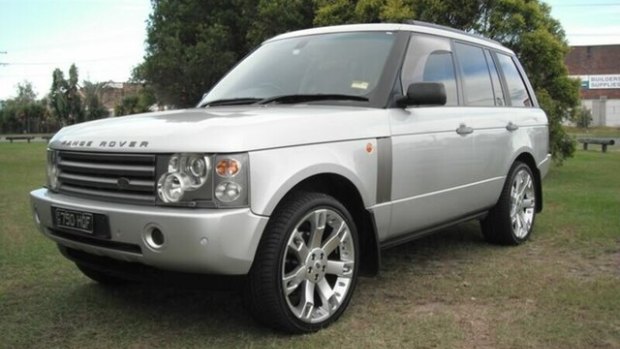 A 2002 Range Rover with registration 407 TAS, that was stolen from Nerang Car City.