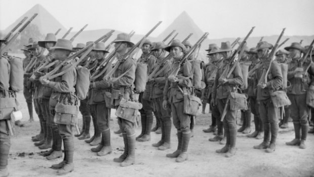 Australian troops get ready to leave the Mena training camp in Egypt, heading to Gallipoli.