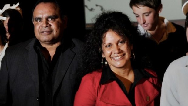 Malarndirri McCarthy (then NT Minister for Statehood) in 2011 with prominent Indigenous figure Michael Long and school students in Melbourne.