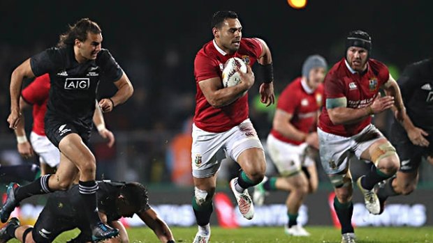 Out of the blocks:  Ben Te'o of the Lions breaks with the ball during the warm-up match between the New Zealand Maori and the British & Irish Lions.