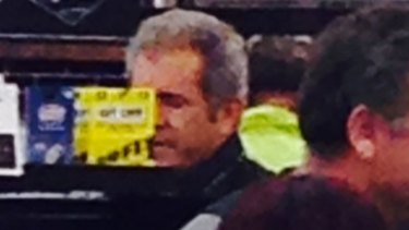 Mel Gibson doing a spot of shopping at Coles with his daughter Lucia.