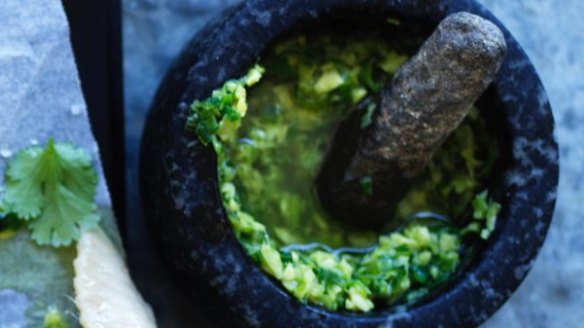 Ginger, coriander and spring onion dipping sauce  