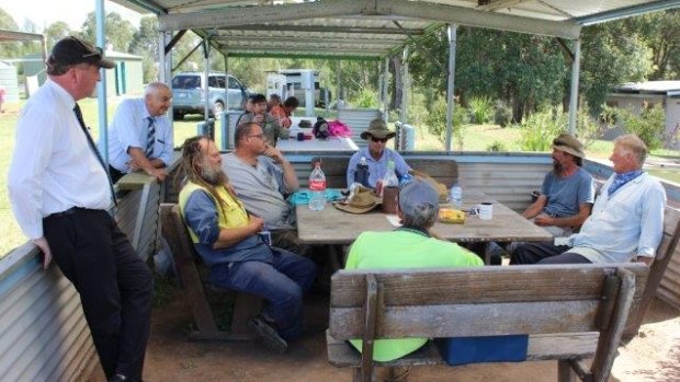 Deputy Prime Minister Barnaby Joyce chats to locals during his visit to Drake.