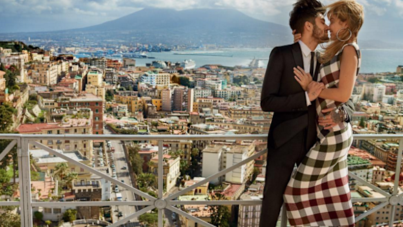 In case their appearance in his Pillowtalk video didn't tip you off, Zayn and Gigi are definitely a thing.