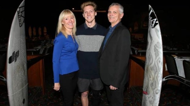 Brett Connellan with his parents Gail and Mal. 