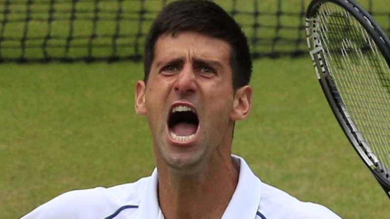 Wimbledon 2105: Novak Djokovic eats grass after Wimbledon ...