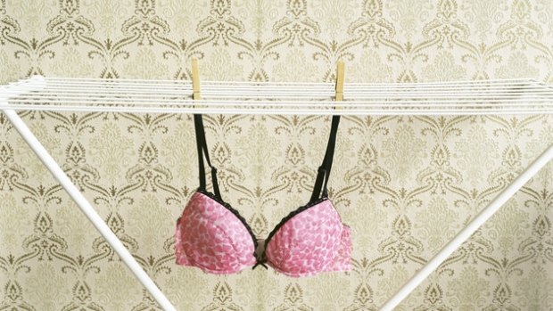  The Perth Mint is considering banning underwire bras in a new security boost. 