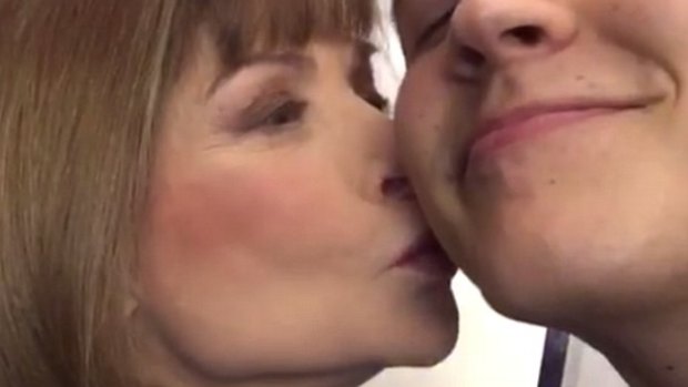 'Can I have a little kiss?': Anna Wintour obliges social media star's request.
