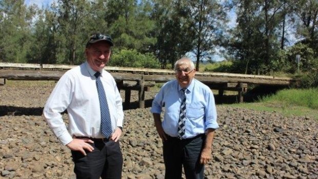 Deputy Prime Minister Barnaby Joyce inspected a bridge with state MP Thomas George following the helicopter flight to Drake.