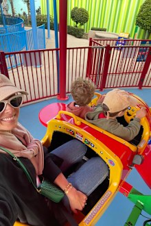 sylvia jeffreys family holiday to the gold coast queensland