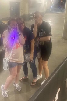 Tori Ernst went into labour at Taylor Swift Concert. 