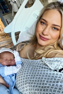 Ebanie Bridges with new baby Ezerra