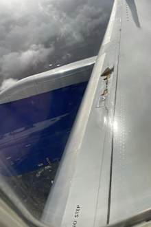United Airlines plane malfunction