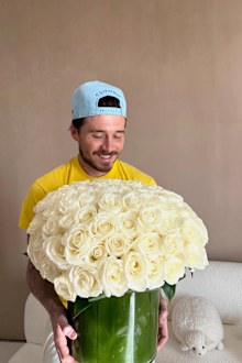 Brooklyn Beckham flowers for Nicola Peltz birthday