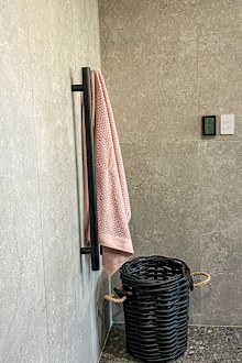 El'ise and Matt's renovation: A bold and eclectic master ensuite