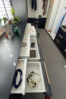 El'ise and Matt's renovation: A look inside their walk-in wardrobe