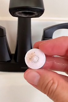 TikTok cleaning tip sink tap aerator
