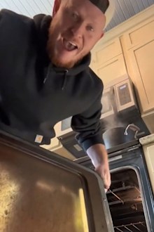 TikTok oven door removal
