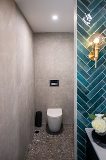 El'ise and Matt's renovation: A bold and eclectic master ensuite
