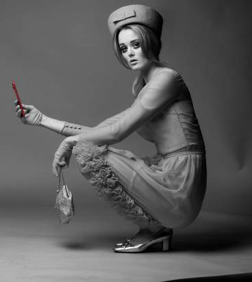 Model Linnea as Jean Shrimpton.