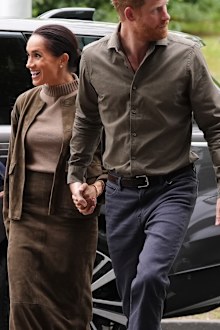 MELBOURNE, AUSTRALIA - APRIL 14: Prince Harry, Duke of Sussex and Meghan, Duchess of Sussex arrive at the Australian National Veterans Arts Museum (Anvam) in Southbank on April 14, 2026 in Melbourne, Australia. Meghan and Prince Harry, Duke of Sussex are on a four-day visit to Australia, with engagements across Melbourne, Canberra and Sydney. (Photo by Jonathan Brady-Pool/Getty Images)