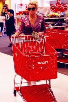 Britney Spears, shopping, target, pushing trolley