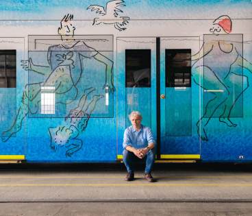 Oslo Davis with his art tram.

