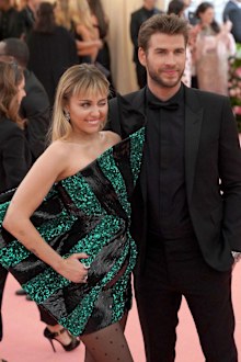Miley Cyrus, Liam Hemsworth, Met Gala, red carpet