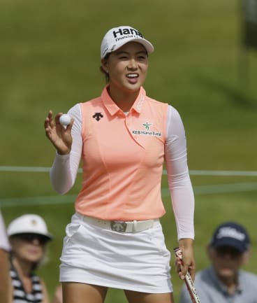 dress golf lee lpga minjee code players golfer female body tightening leading fire under australian second round during volvik travis