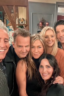 Friends cast, reunion, Matt LeBlanc, Matthew Perry, Jennifer Aniston, Courteney Cox, Lisa Kudrow, and David Schwimmer.
