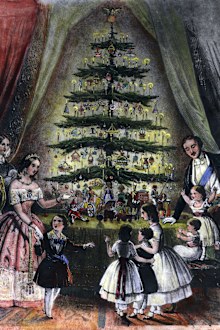  Queen Victoria and Prince Albert around the Christmas tree