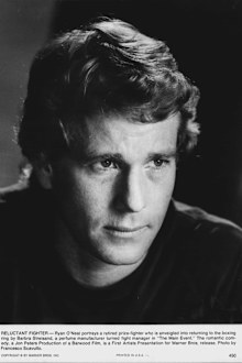 Reluctant Fighter - Ryan ONeal portrays a retired prize-fighter who is enveigled into returning to the boxing ring by Barbra Streisand, a perfume manufacturer turned fight manager in The Main Event. The romantic comedy, a Jon Peters Production of a Barwood Film, is a First Artists Presentation for Warner Bros, release. August 18, 1979. (Photo by Francesco Scavullo).